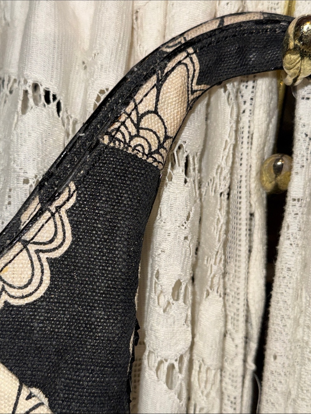kate spade Black and Cream Floral Bow Shoulder Bag - Picture 3 of 14